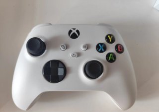 Xbox Series S Blanca + Ticket Compra 2025