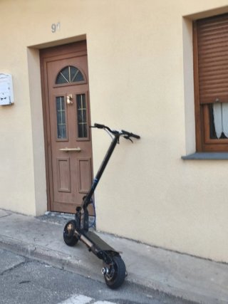 Patinete Eléctrico Negro