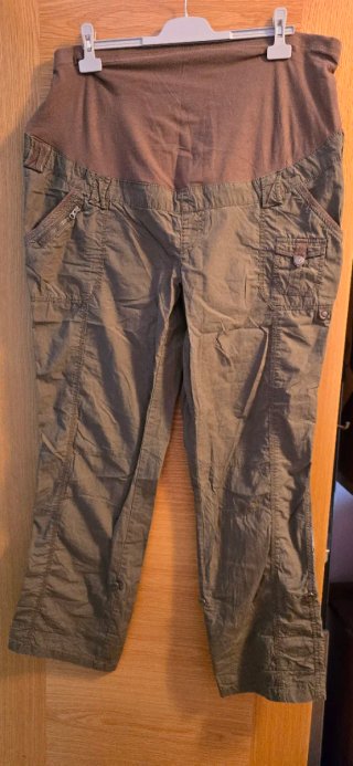 Pantalones cargo premamá verdes