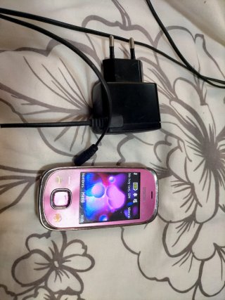 Nokia 7230 Rosa Plata