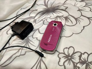 Nokia 7230 Rosa Plata