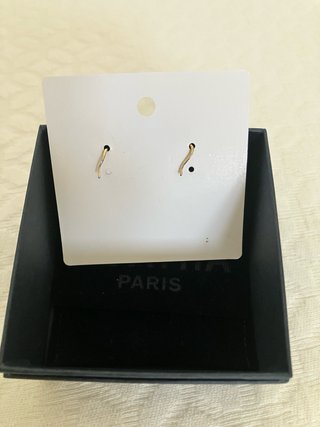 Pendientes dorados con circonitas