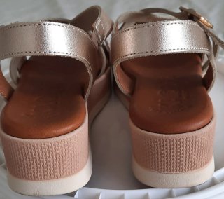 Sandalias doradas T36