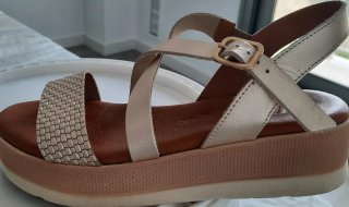 Sandalias doradas T36