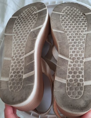 Sandalias doradas T36