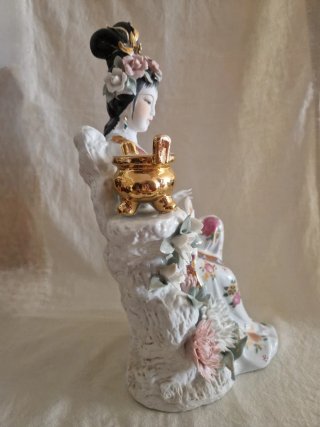 Gran figura de japonesa