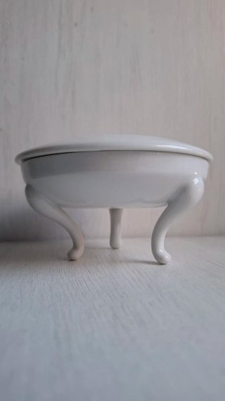 Antiguo joyero de porcelana. Vintage