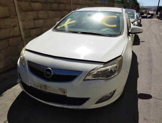 Opel 13282247 piloto trasero astra 1.7 cdti 230142