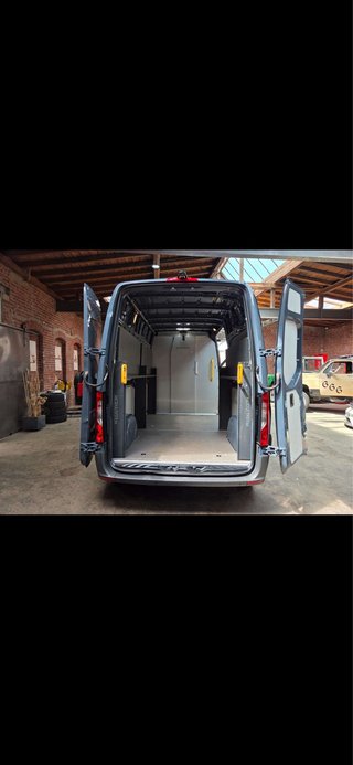 Mercedes-Benz Sprinter 2021