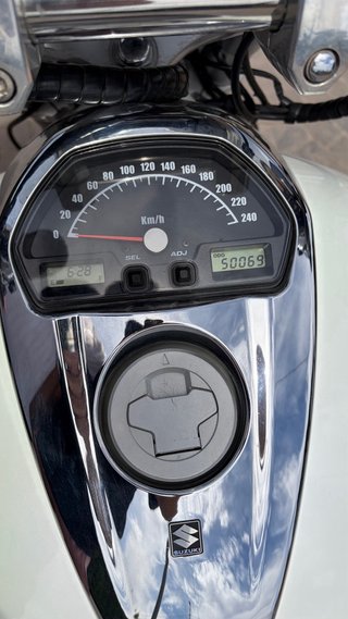 Suzuki Intruder M1800R VZR1800 Cruiser