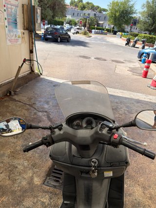 Suzuki Burgman 200cc Blanca