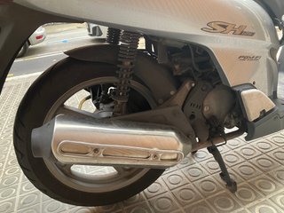 Honda SH 125 Scooter Gris Plata