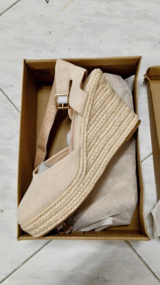 Zapatos esparto cuña beige