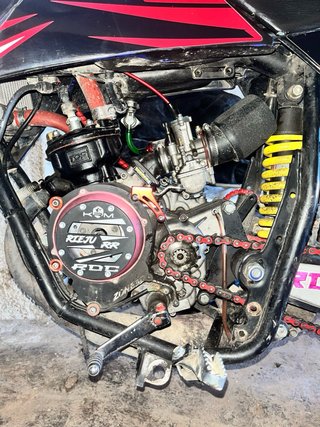 Rieju RR Enduro Negra y Roja