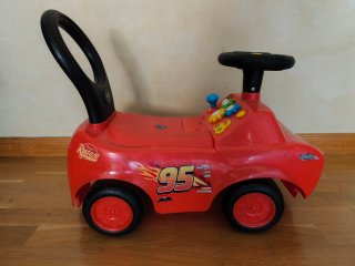 Correpasillos Rojo McQueen
