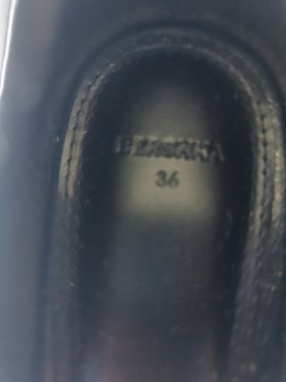 Manoletinas Bershka T.36 Tacón Bajo Negras
