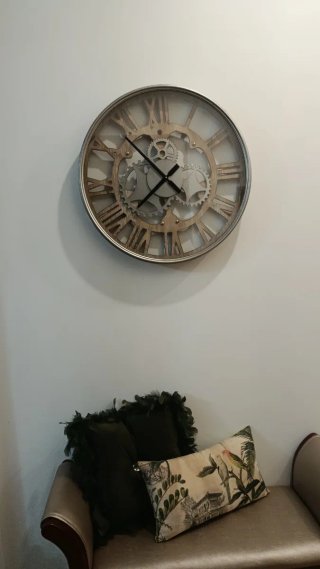 Reloj de pared decorativo