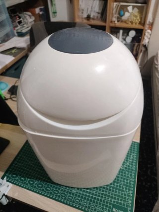 Basurero para pañales + bolsas