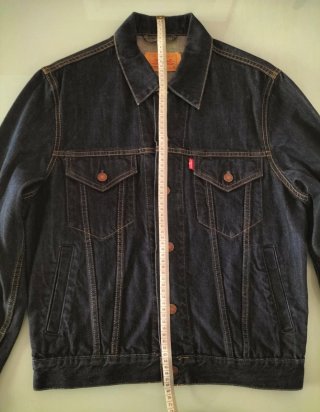 Cazadora tejana Levi's azul. Talla S. Modelo 70550
