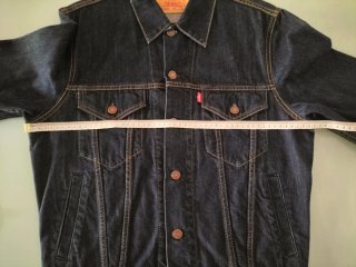 Cazadora tejana Levi's azul. Talla S. Modelo 70550