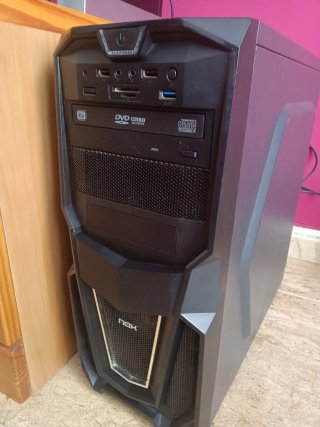 Torre PC Completa Negra