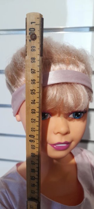 Bambola alta circa 100 cm