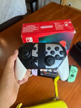 Nintendo Switch PERFECTO estado, joycons nuevos