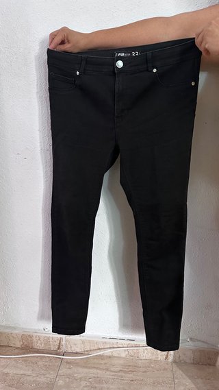 Pantalón vaquero negro FB Sister Skinny Push Up