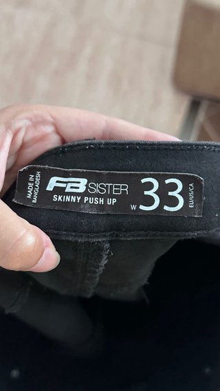 Pantalón vaquero negro FB Sister Skinny Push Up