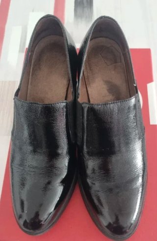Zapatos Wonders Talla 37 Negros Charol