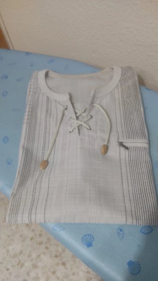 Camiseta hombre beige y gris