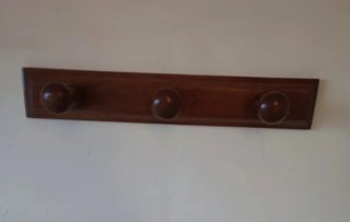 Antiguo Perchero en madera haya maciza