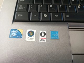 Portátil Toshiba Gris/Plateado