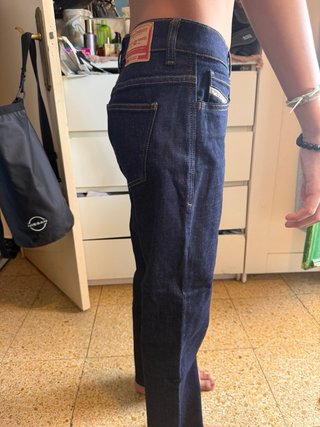 Pantalón vaquero Diesel azul chico