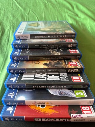 PS4 Pro 1TB Negra + 2 Mandos + 9 Juegos