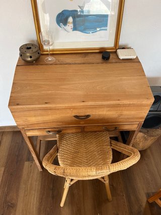 Escritorio bureau antiguo de teca, pieza única.