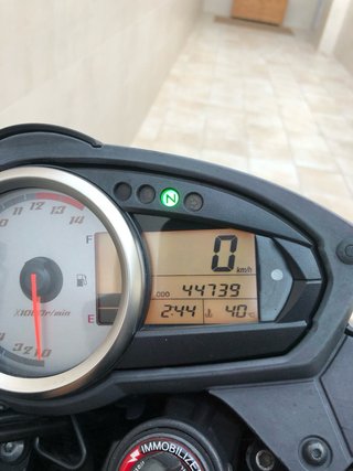 Kawasaki Z750 Naked Negra