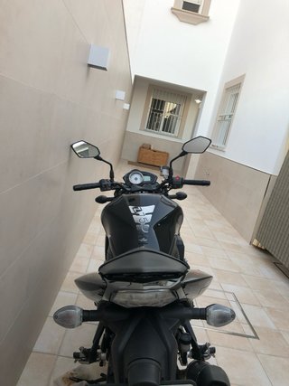 Kawasaki Z750 Naked Negra
