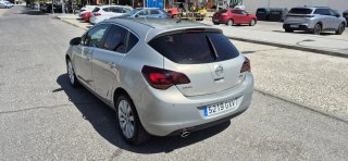 Opel Astra 2010