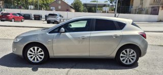 Opel Astra 2010