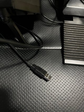 Volante e Pedali da Gara Logitech per PS4