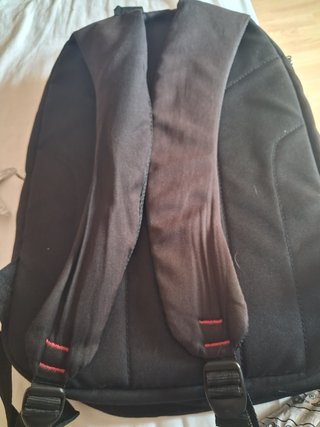 Mochila Samsonite Negra y Roja