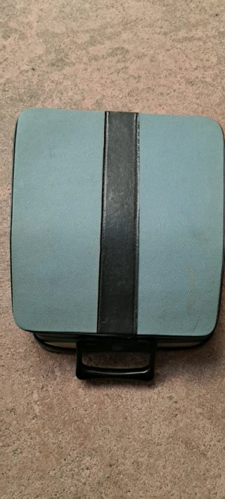 Máquina de escribir Olivetti Lettera 32