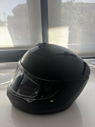 Vendo casco SHARK Speed-R, talla S, en negro mate.