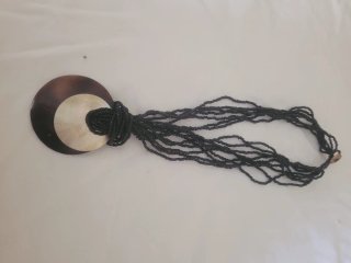 Collar mujer con colgante de concha