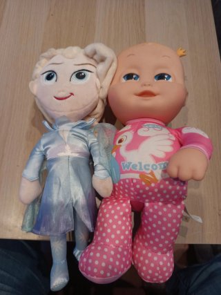 Muñeca Frozen Elsa y Bebé Pijamas