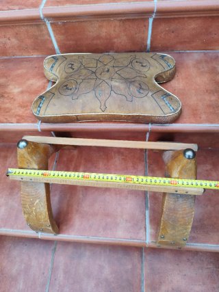 Taburete árabe de camello cuero y madera y espejos