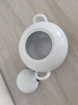 Sopera de porcelana con diseño