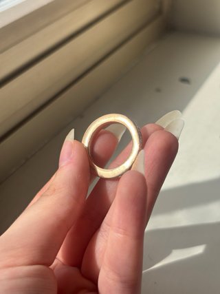 Anello Dorato Semplice con Strass Elegante
