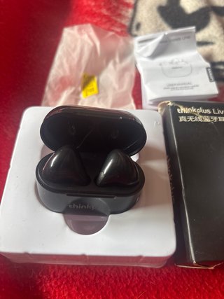 Auriculares Lenovo Negros